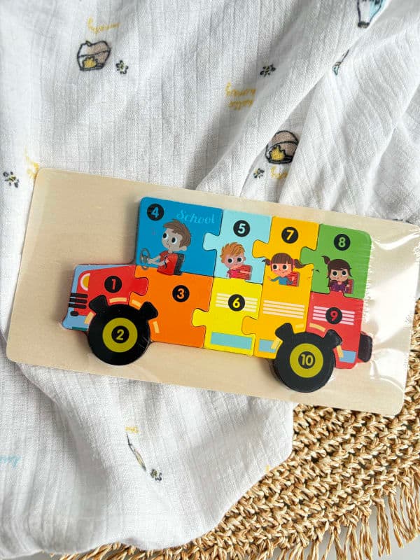 Числові пазли "Шкільни автобус"