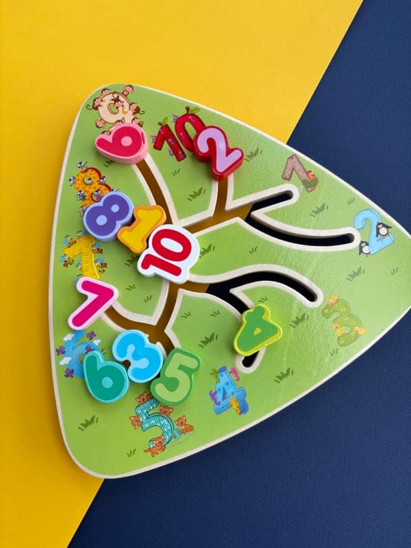 Іграшка лабіринт - Числа