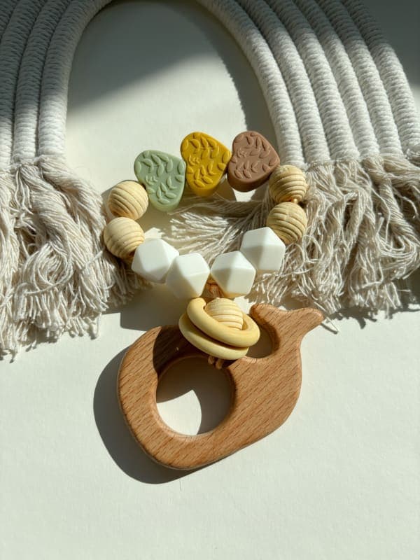 Гризунець з китом та сердечками