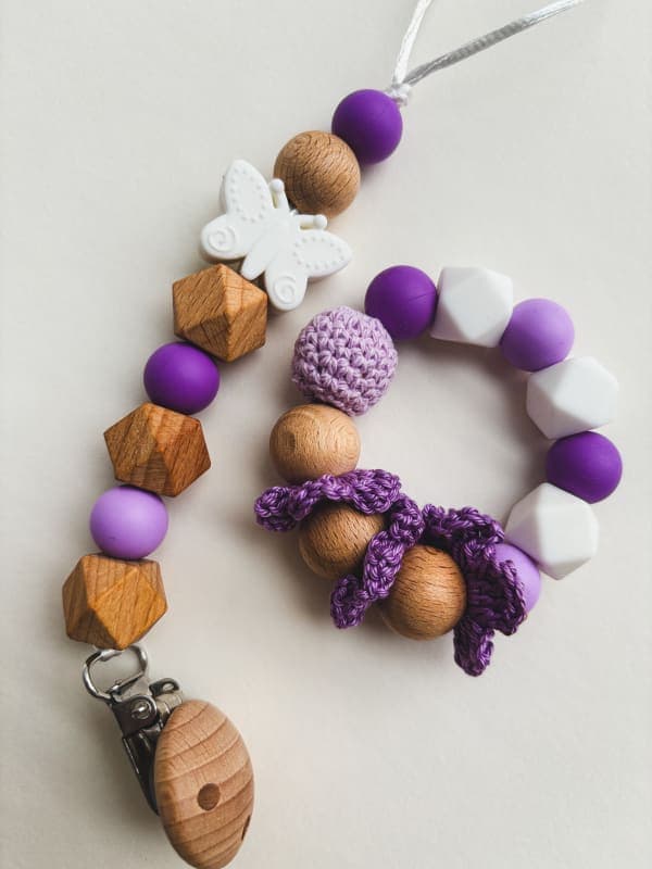 Набір для новонародженого у фіолетових тонах